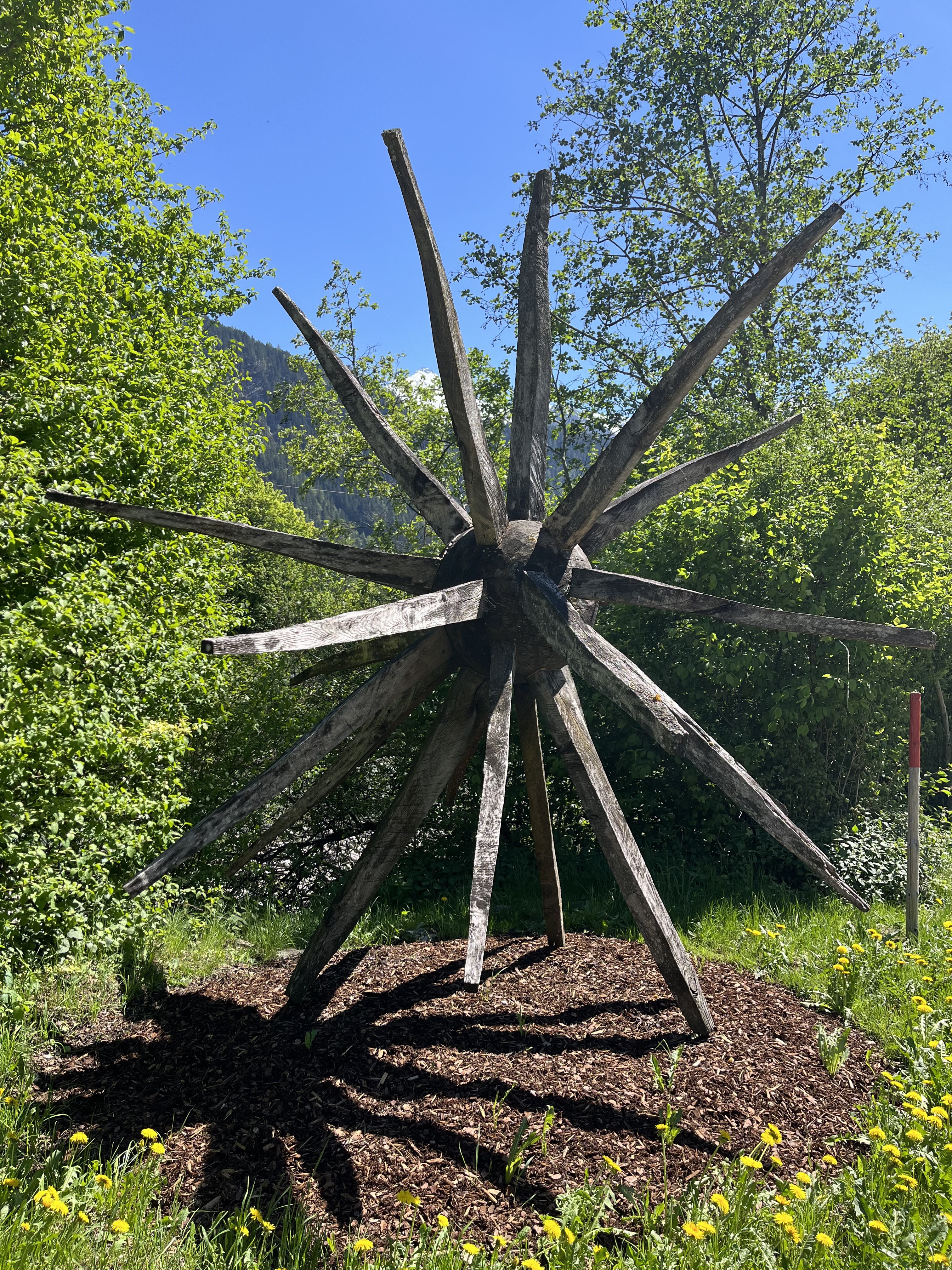 Kunstwerk "Kugelstern"